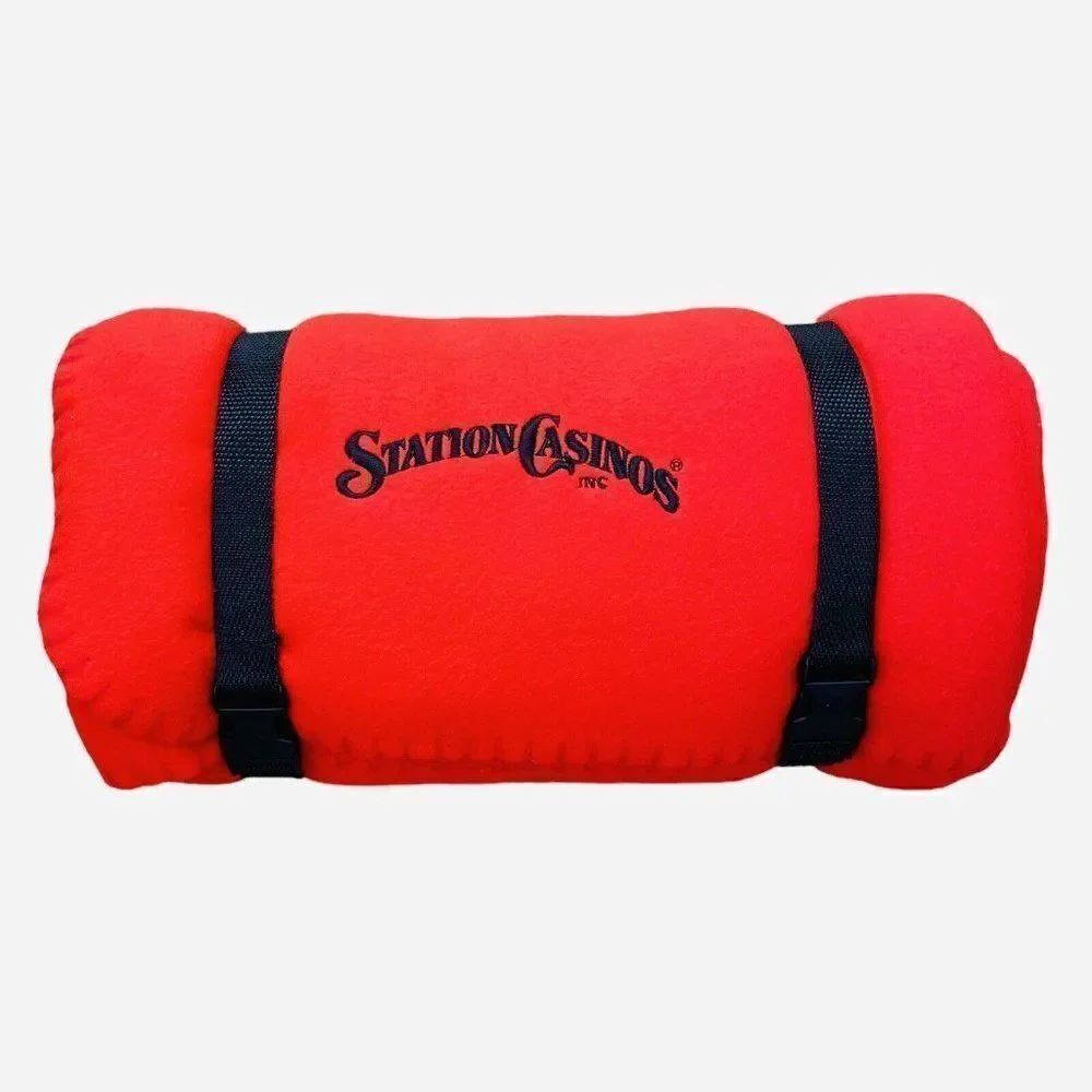 NEW Station Casino Red Felt Blanket Throw with Travel Handle Monarch Promo 60x49